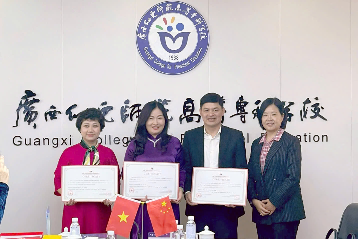 TRƯỜNG MNTH HOA THỦY TIÊN VINH DỰ ĐỒNG HÀNH CÙNG ĐOÀN CÔNG TÁC VÀ ĐẠT THÀNH TÍCH XUẤT SẮC TẠI TRUNG QUỐC